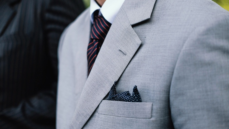 Grey suit combinations: A full guide about grey suit styling 34 grey suit combinations 14