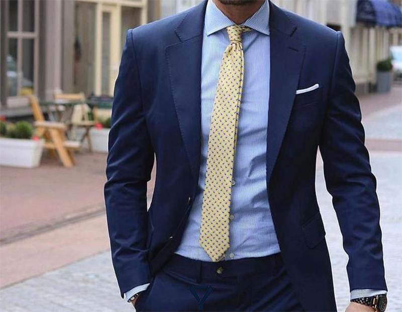 how to style a navy suit 6
