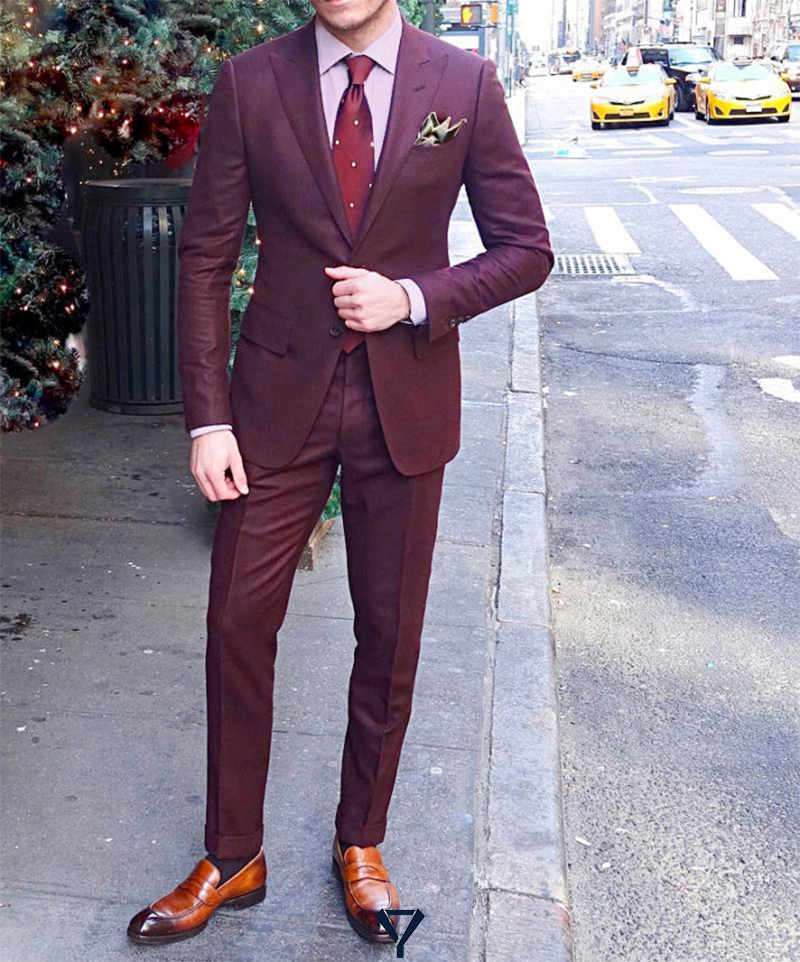 how to wear a burgundy suit 17