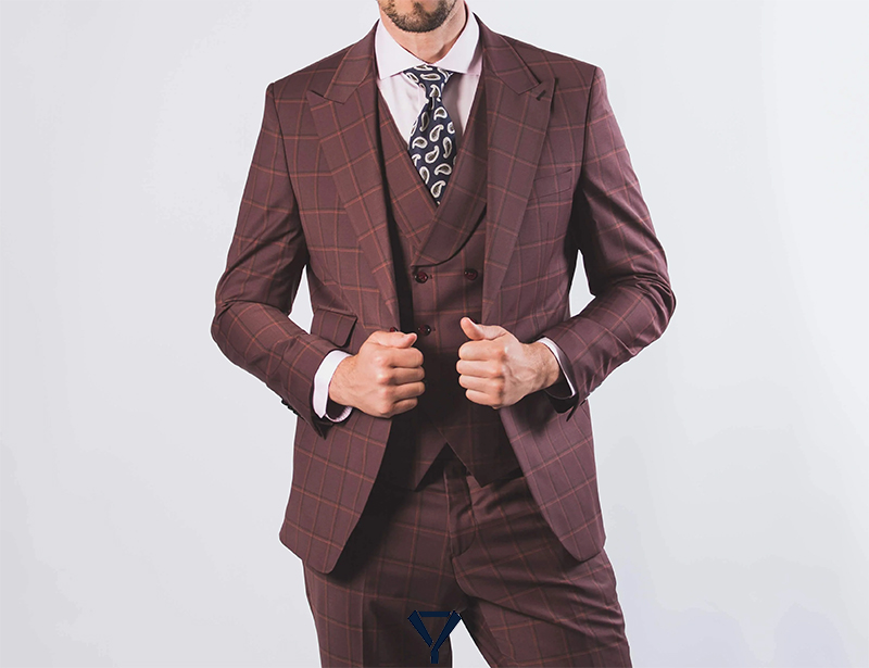 how to wear a burgundy suit 2
