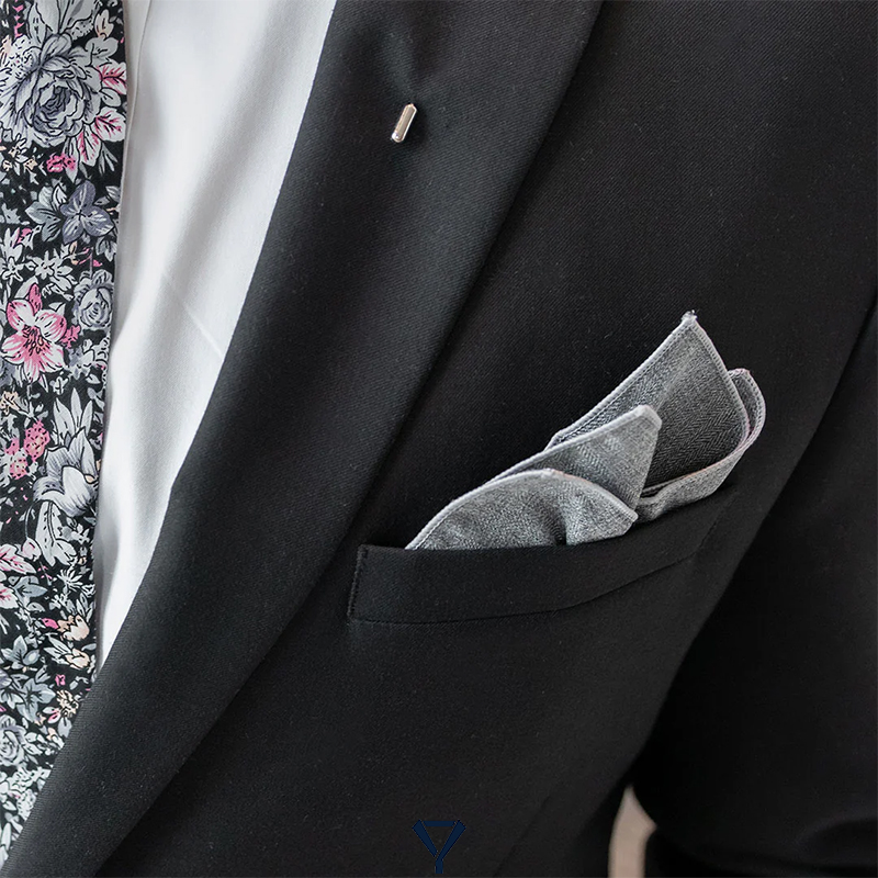 how to wear a charcoal suit 16