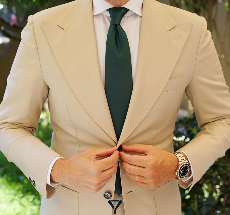 how to wear a tan suit 14