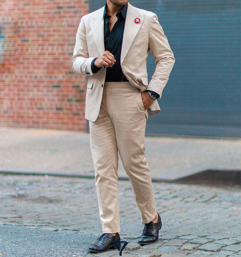 how to wear a tan suit 27