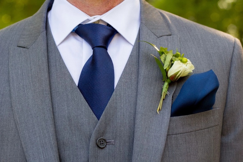 How to choose right tie colors with grey suit 16 tie colors with grey suit 2
