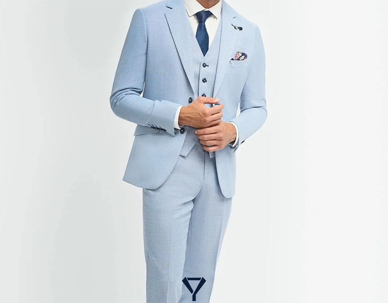 tie to wear with light blue suit 22