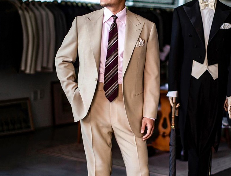 tie with beige suit 12