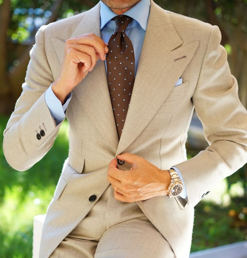 tie with beige suit 14