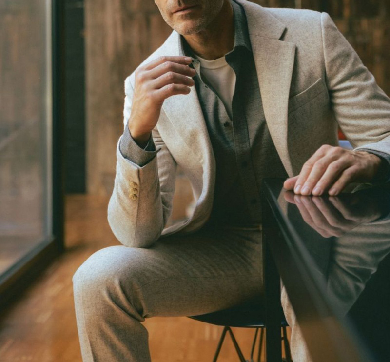 what color shirt to wear with brown suit 12