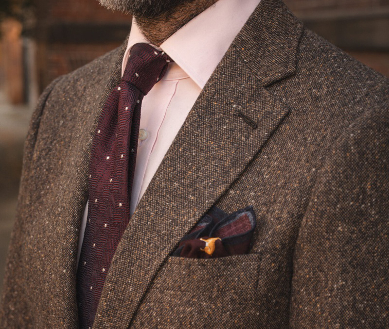 what color shirt to wear with brown suit 7