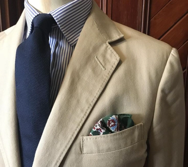 what color shirt with beige suit 8