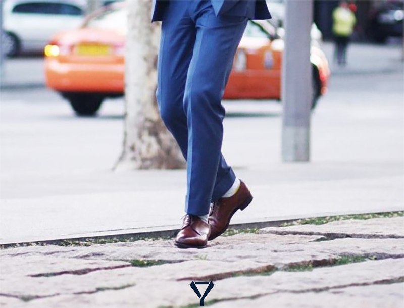 What Color Socks to Wear with Navy Suit for the Best Look 29 what color socks to wear with navy suit 11