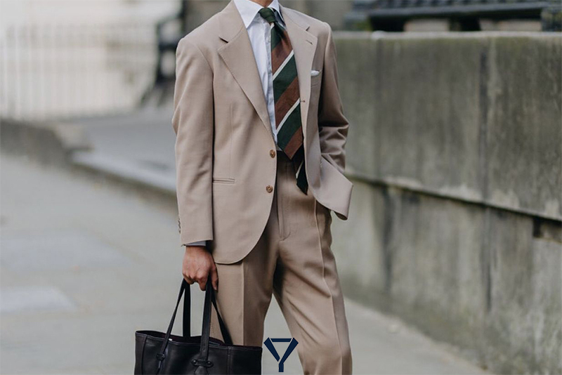 What Color Tie to Wear with a Tan Suit? 38 what color tie to wear with a tan suit 19