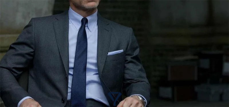 what color tie to wear with charcoal suit 3
