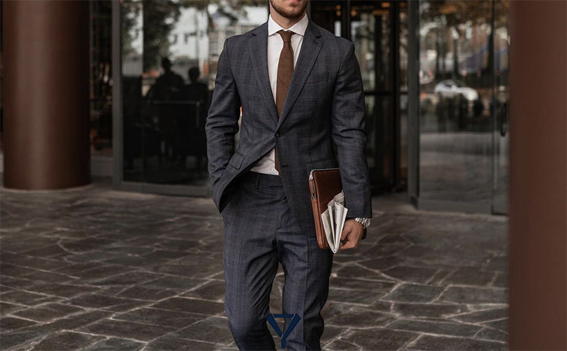 what color tie to wear with charcoal suit 7
