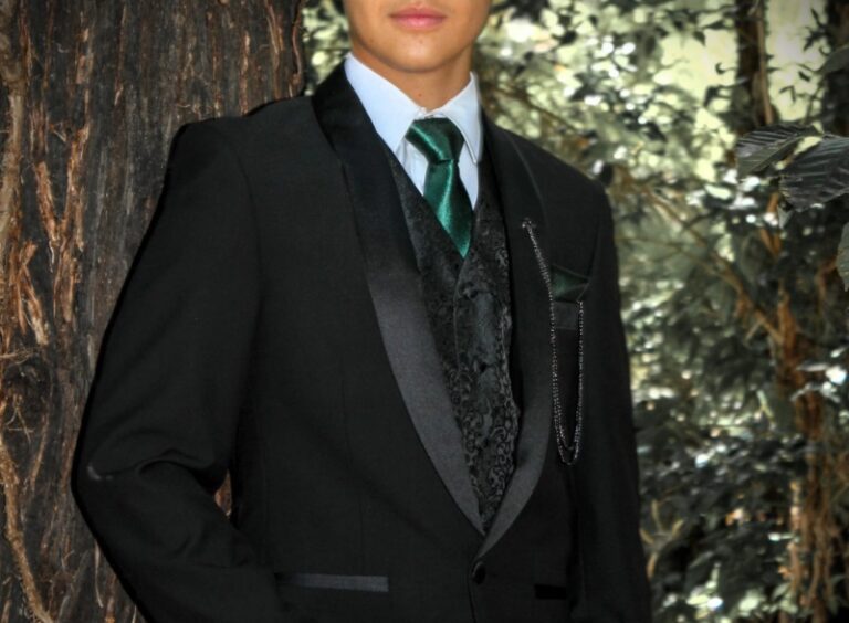 What Color Tie To Wear With Black Suit An Easy Guide — free download