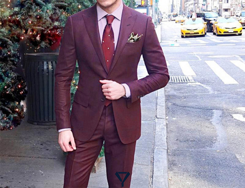 what color tie with burgundy suit 19
