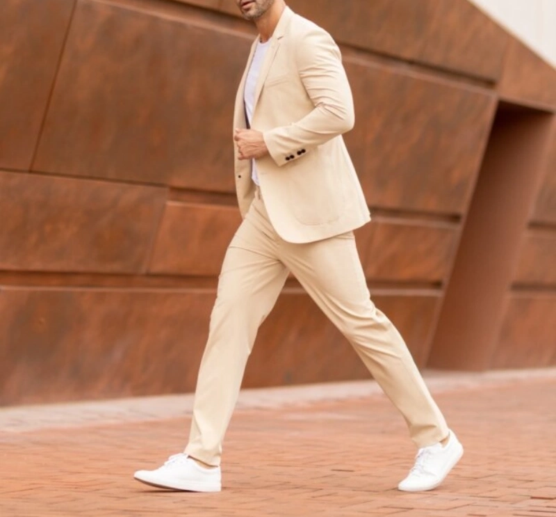 what colour shoes with beige suit 13