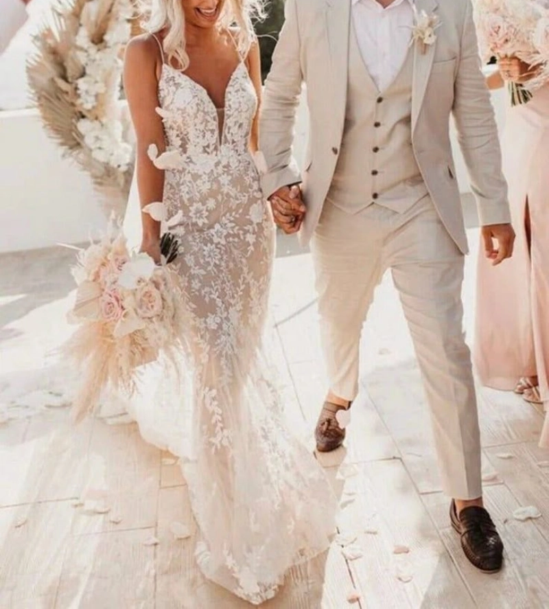 what colour shoes with beige suit 14