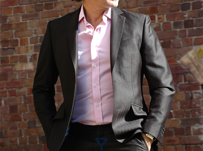 what shirt to wear with black suit a6