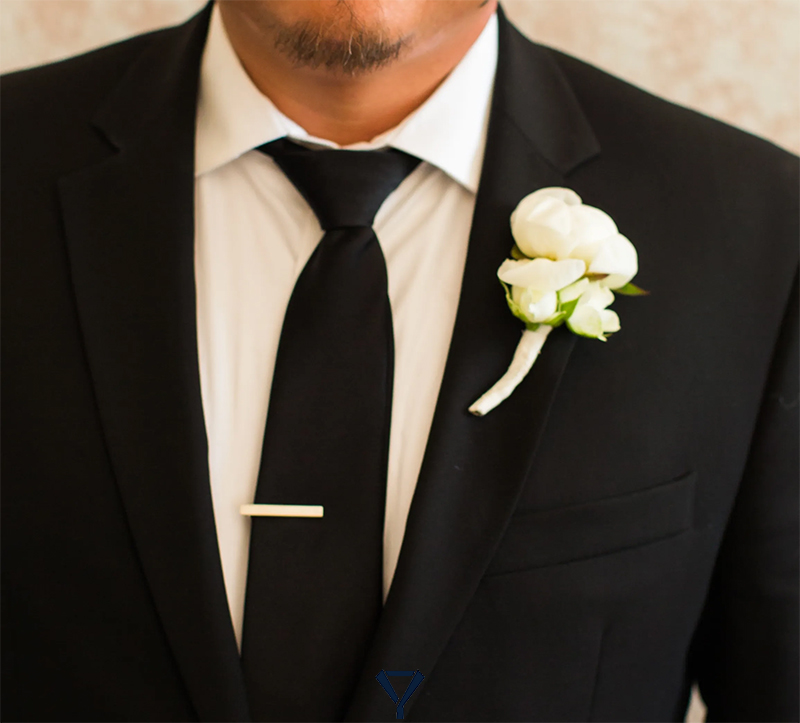 what shirt to wear with black suit a9