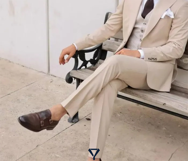 what shoes to wear with a tan suit 8