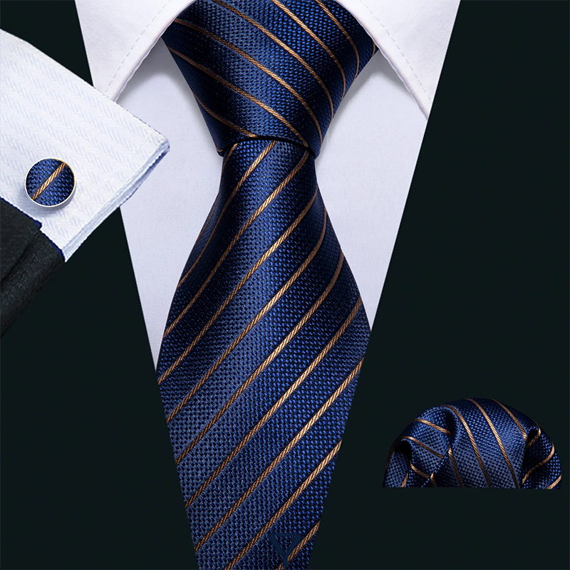 what tie to wear with navy suit 11