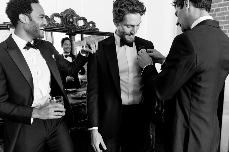 What's the difference between a tux and a suit 23 whats the difference between a tux and a suit 11